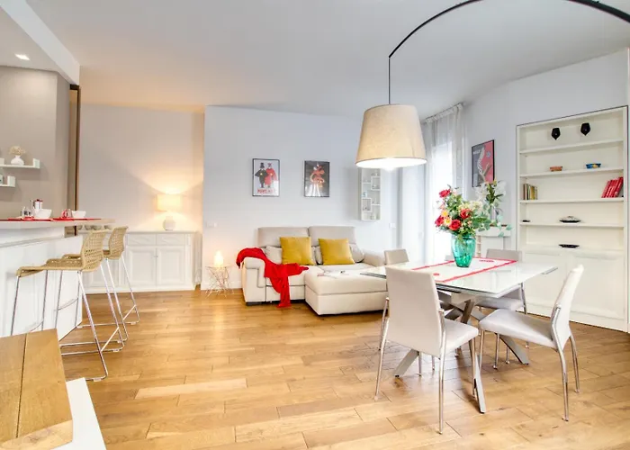 Daire Guesthost - White Flat Bilo Di Design De Angeli