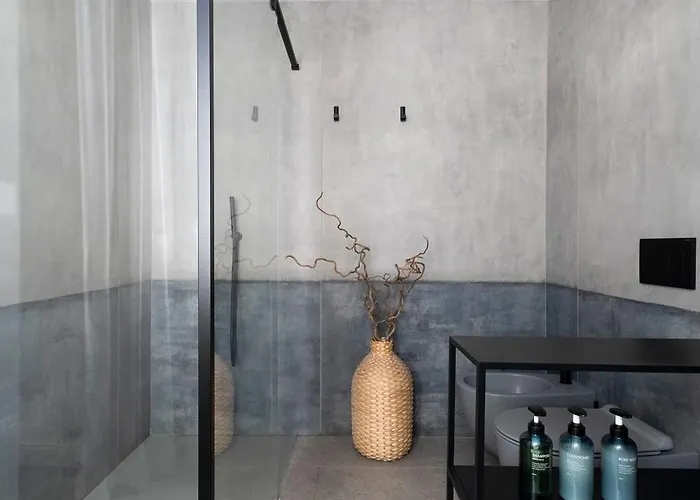 Homemi Duomo アパート *