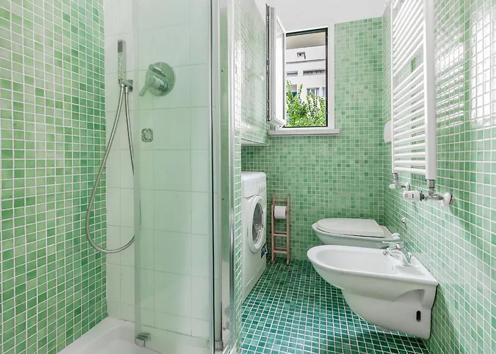 The Near Linate * Milán