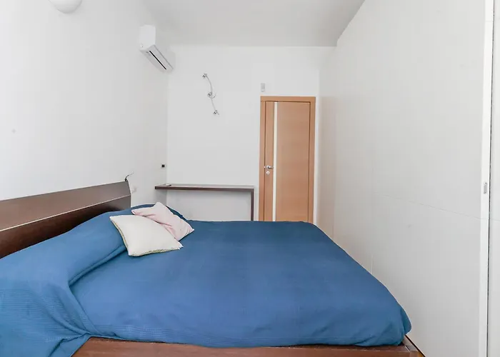 The Near Linate Apartmán *