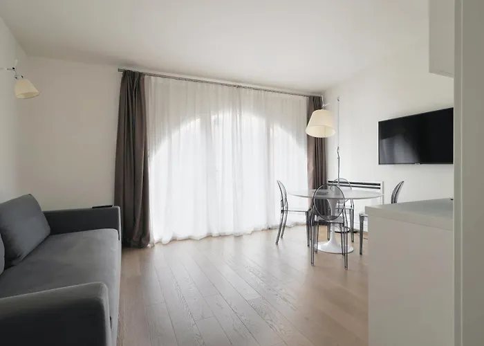 Joivy Corso 11 - Spiga Mediolan