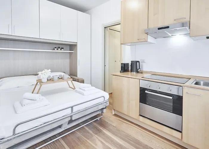 Easylife - - Salutati 15 - Cadorna *