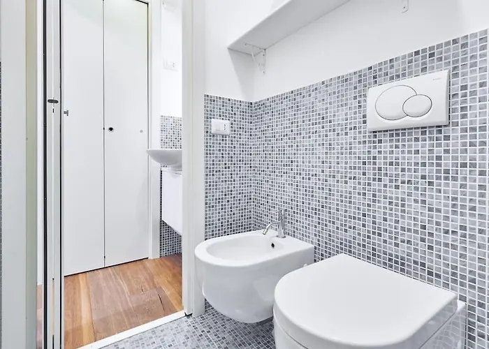 Apartment Easylife - - Salutati 15 - Cadorna