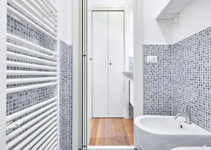 Easylife - - Salutati 15 - Cadorna Apartament *