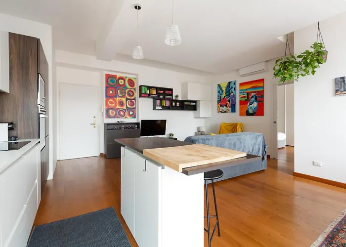 Bright Milan- Citta Studi With Balcony 아파트 *