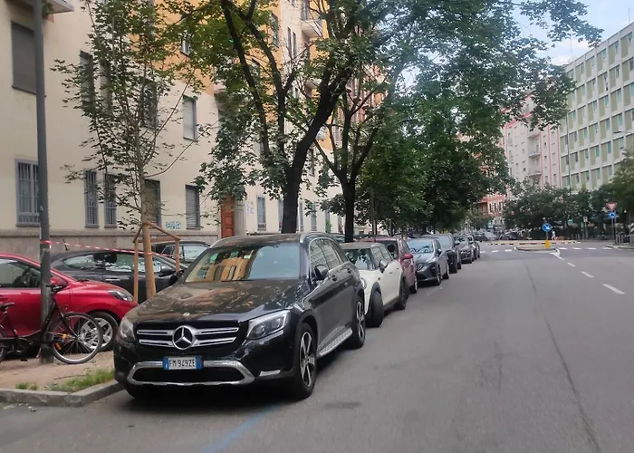 Monolocale Vicino Metro E Aeroporto Linate Διαμέρισμα *