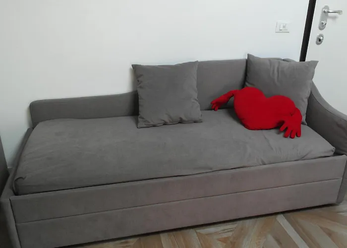 Luminoso Bilocale Zona Tibaldi Bocconi Apartament Mediolan