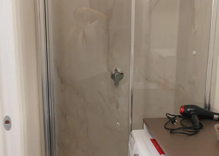 Luminoso Bilocale Zona Tibaldi Bocconi Mediolan