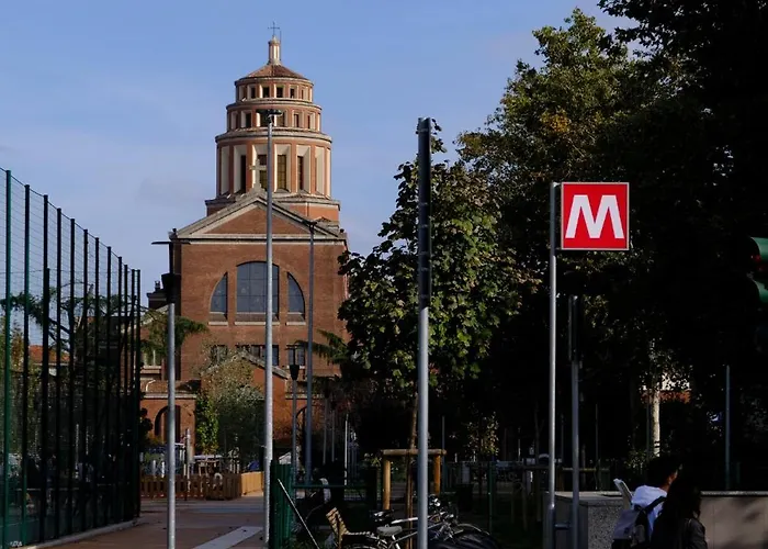 10 Min Duomo Free Parking Wifi Ac דירה *