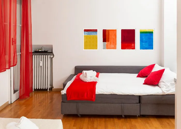 Апартаменты Artstay - Garibaldi Tower, Near Metro Station M5, M2 *