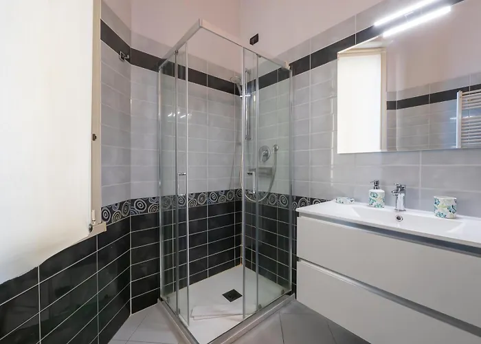 Xenia - Lovely In Citta Studi