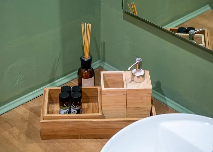 Cozy Near - 4 Guests Apartmán