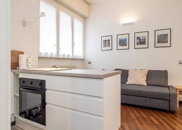 Cozy Near - 4 Guests Apartmán *