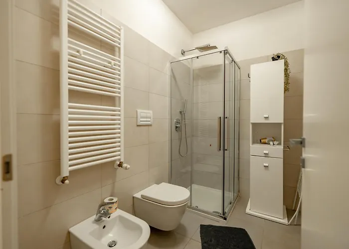 Yr - Navigli Apartmán