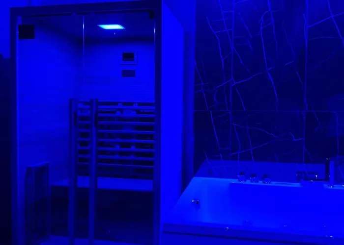 Hub Private Apartment