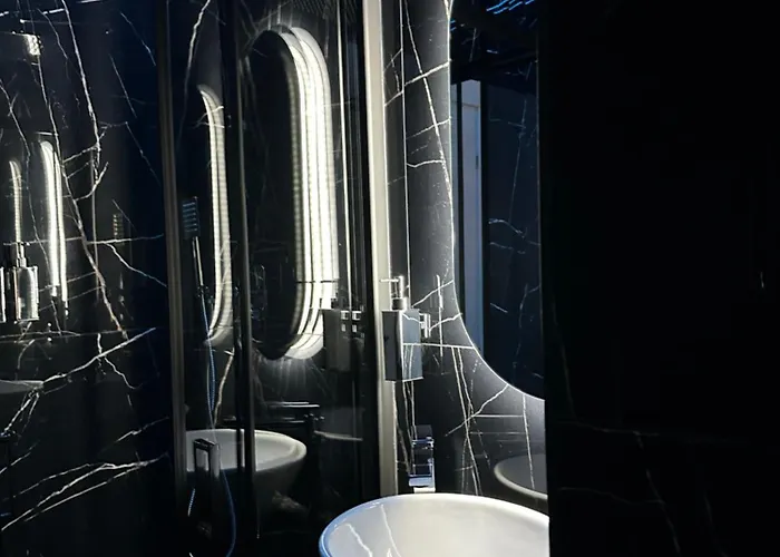 Hub Private Apartment *