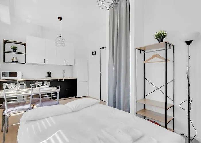 Daire Nuovo E Confortevole, 4pax, Tram 24, Universita