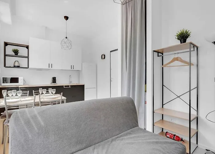 Nuovo E Confortevole, 4pax, Tram 24, *