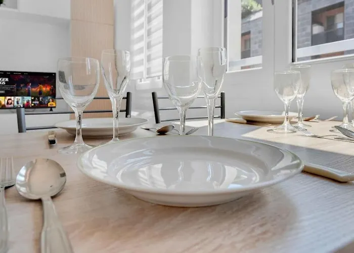 Nuovo E Confortevole, 4pax, Tram 24, Universita Daire *