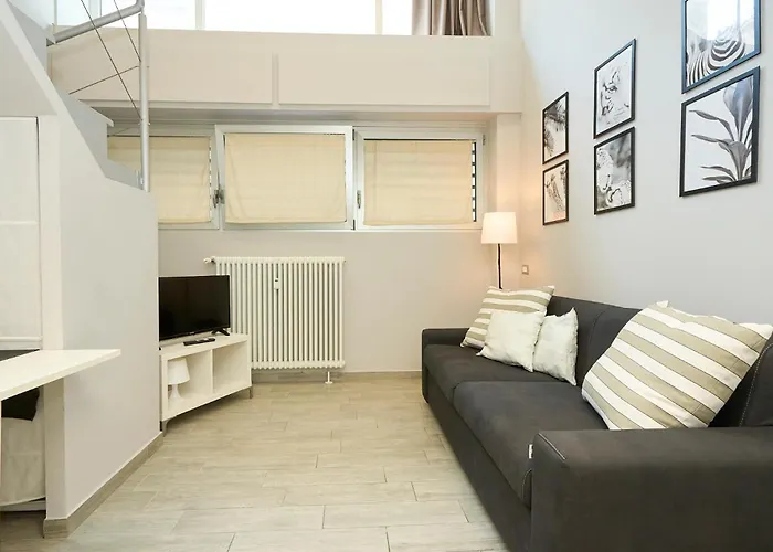 Design White Loft - 15 Minutes Walk From Station * Milan
