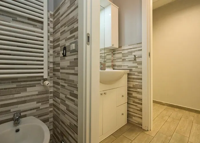 Design White Loft - 15 Minutes Walk From Station *