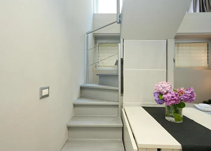 Design White Loft - 15 Minutes Walk From Station Apartment Milan