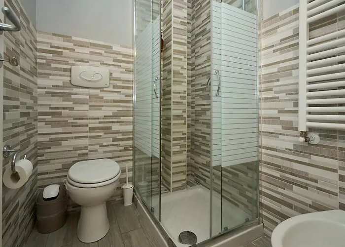 Design White Loft - 15 Minutes Walk From Station