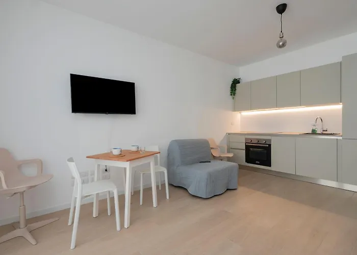 Apartment I Host - Binda 18