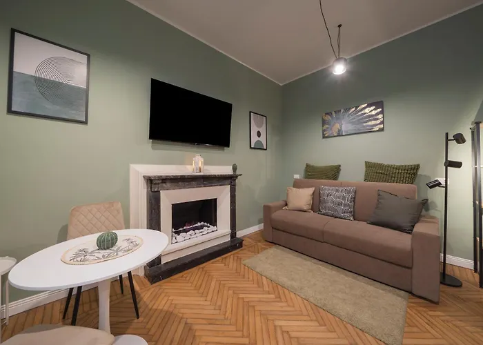 Loreto Prestige - Parking Free & Bulb Gym 4* Mediolan