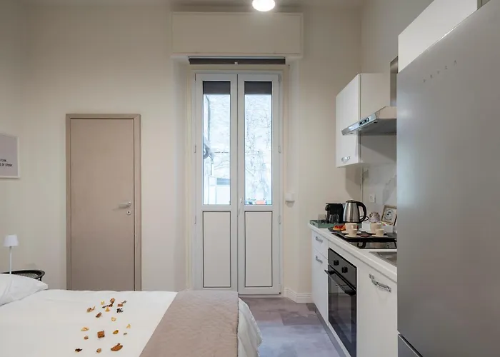 Nocleg ze śniadaniem Loreto Prestige - Parking Free & Bulb Gym 4*