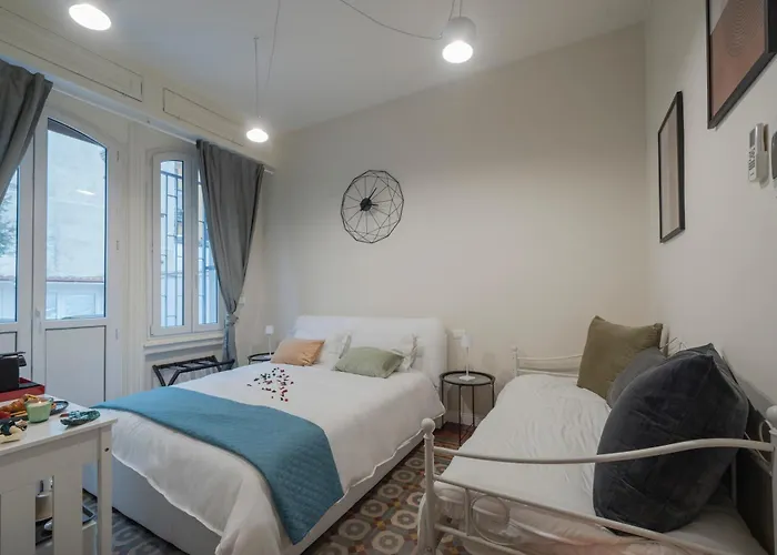 Nocleg ze śniadaniem Loreto Prestige - Parking Free & Bulb Gym Mediolan