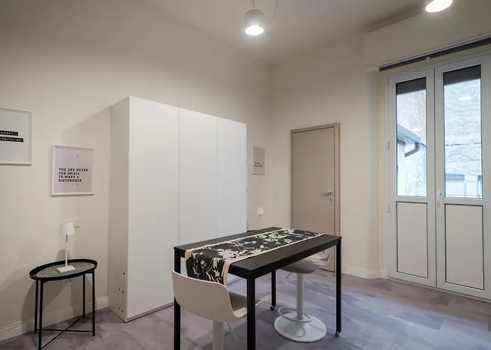 Loreto Prestige - Parking Free & Bulb Gym Mediolan