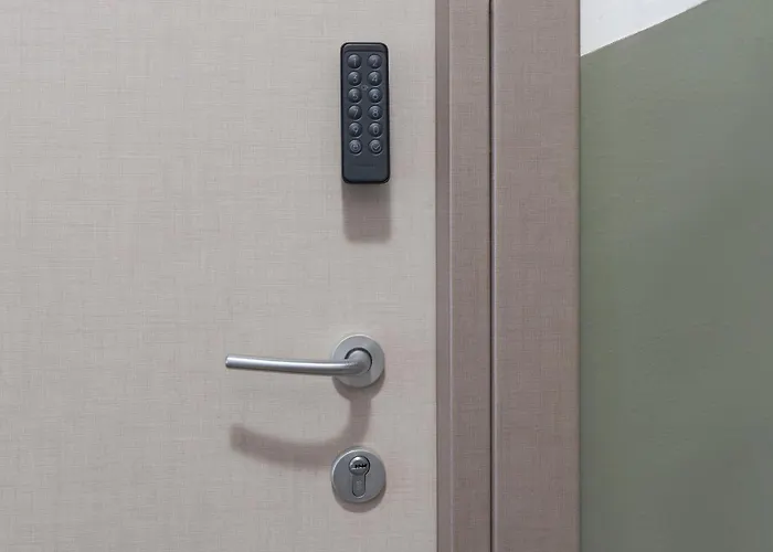 Nocleg ze śniadaniem Loreto Prestige - Parking Free & Bulb Gym Mediolan