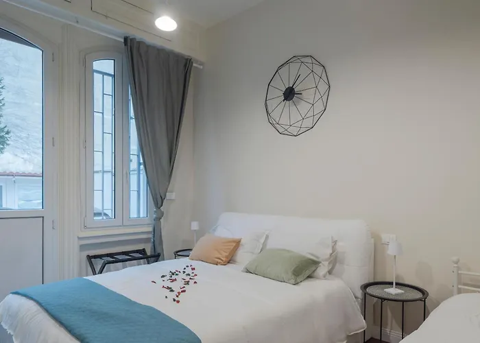 Nocleg ze śniadaniem Loreto Prestige - Parking Free & Bulb Gym