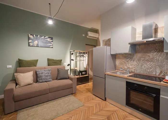 Loreto Prestige - Parking Free & Bulb Gym 4* Mediolan