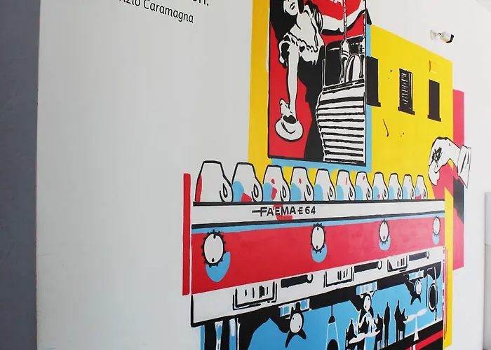 Hbhall Skyline * Milan