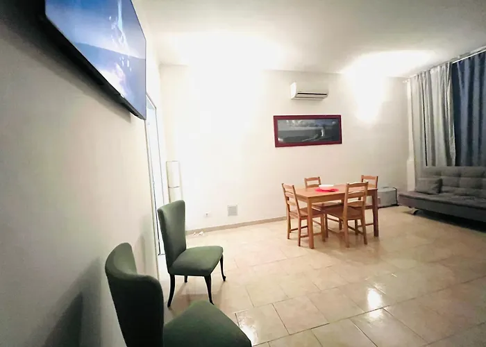 Appartement For 6 Peaple Close To The Red Metro