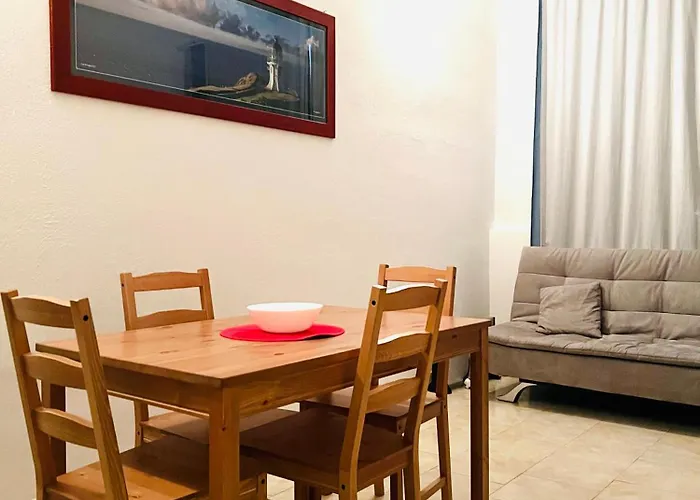 Appartement For 6 Peaple Close To The Red Metro