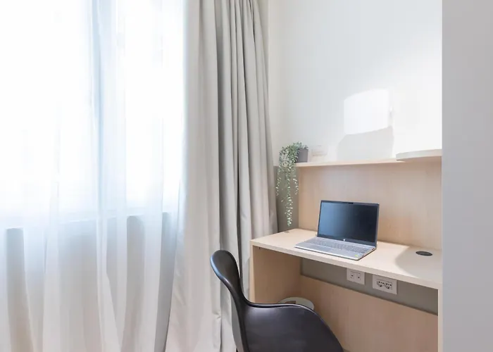 Well-located Campus Near Park Appartamento