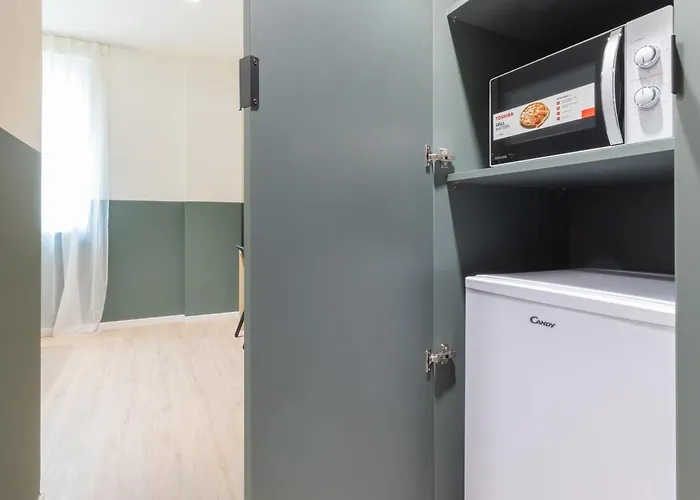 Well-located Campus Near Park * Milano