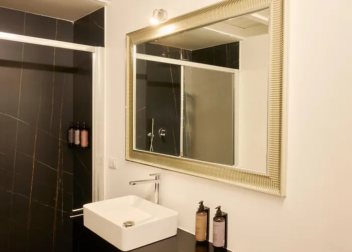 Retreats Brera 公寓