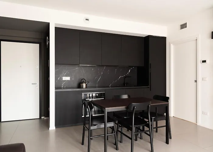 San Siro Fiera - Youhosty *