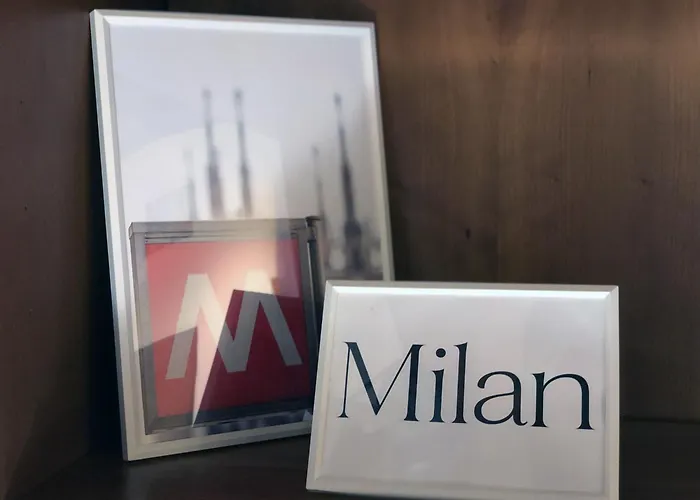 Brera Vip Spotlight - Brera - Duomo - Castello Sforzesco - Lanza Metro M2 * Milán