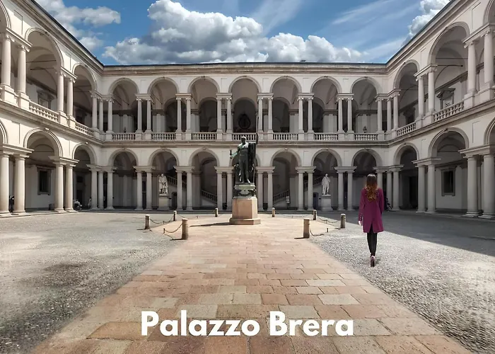 Brera Vip Spotlight - Brera - Duomo - Castello Sforzesco - Lanza Metro M2 Milán