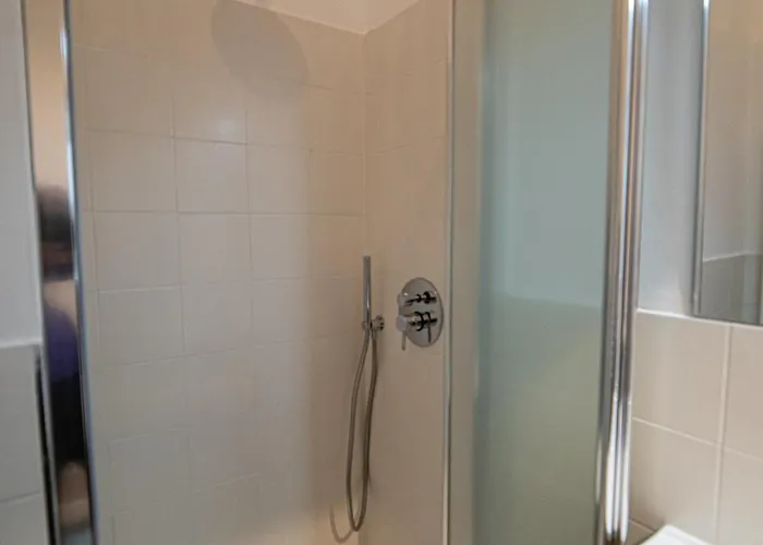 Rifugio Milanese Con Parcheggio Privato, Ambiente Tranquillo E Convenienza Apartamento