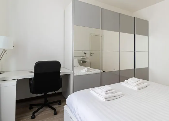 Italianway Easy - Gran Sasso 10 * מילאנו