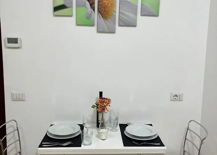 Nest For Two Three Min From Duomo