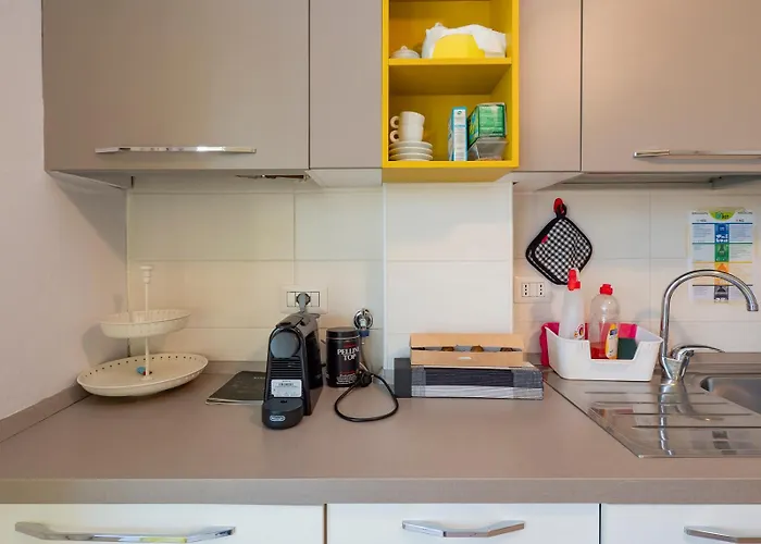 شقة I Host - Forze Armate 83 ميلان