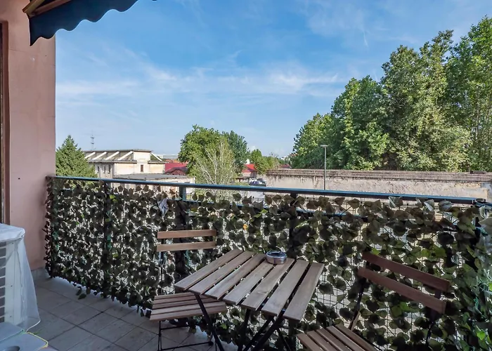 I Host - Forze Armate 83 *