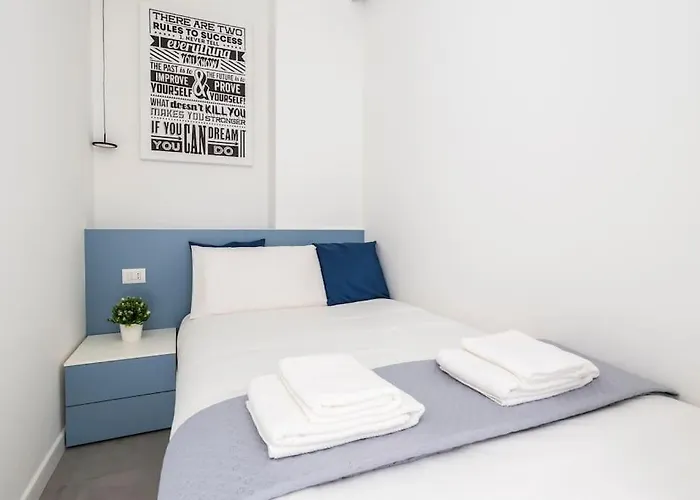 Aria Di - Scalo Farini * Milano